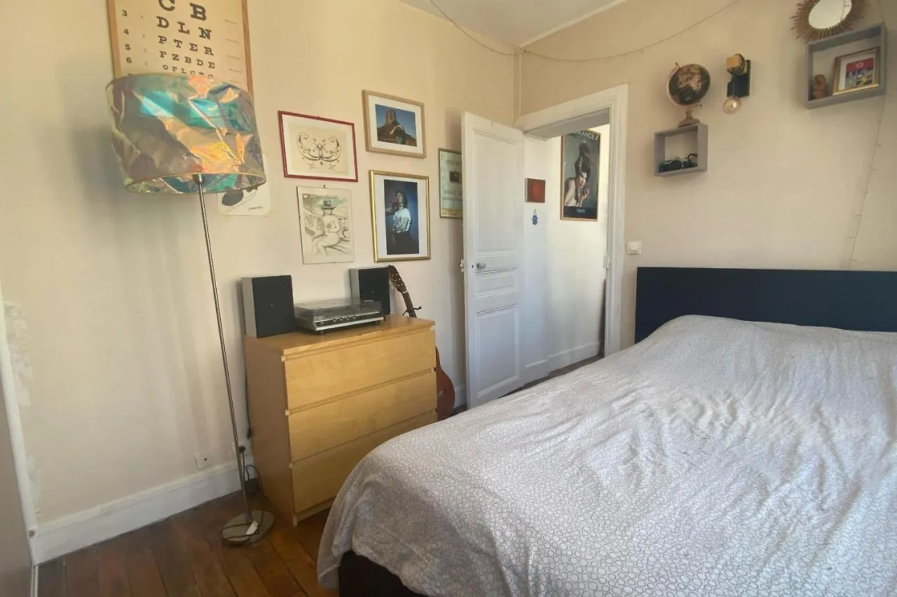 Encantador piso París 18e Apartamento